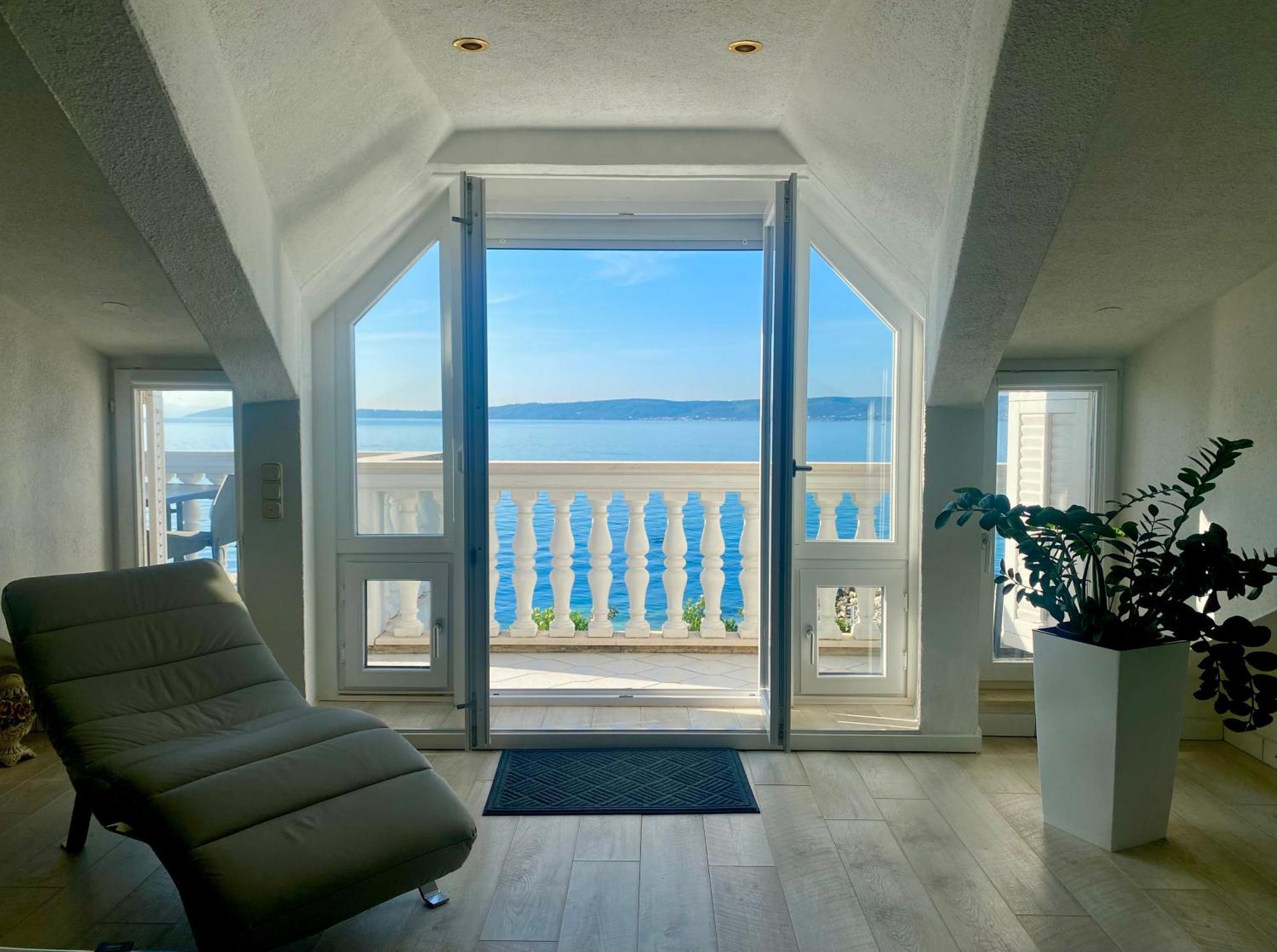 Villa Diana Kaštela Exteriör bild